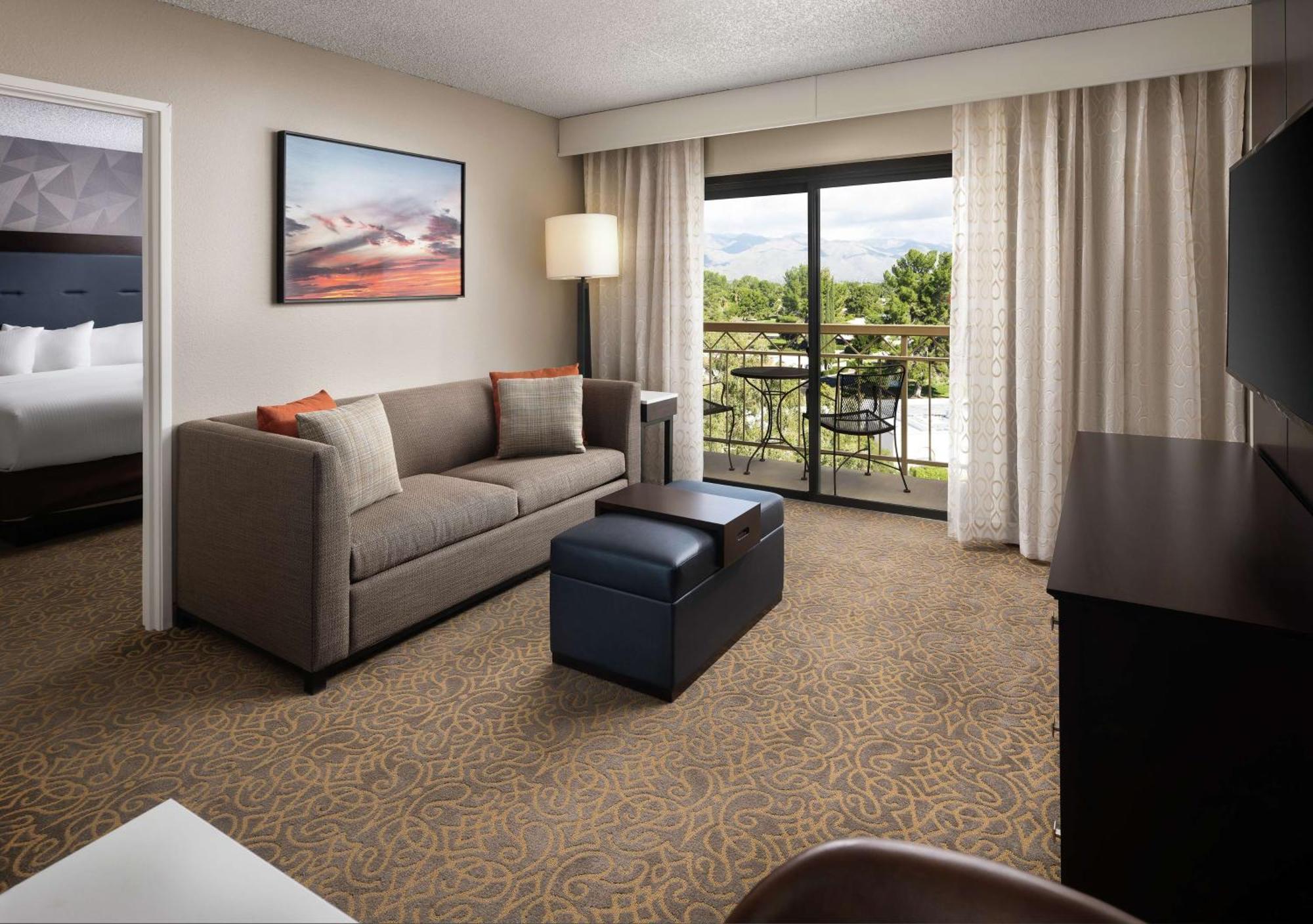 Embassy Suites By Hilton Tucson East Esterno foto