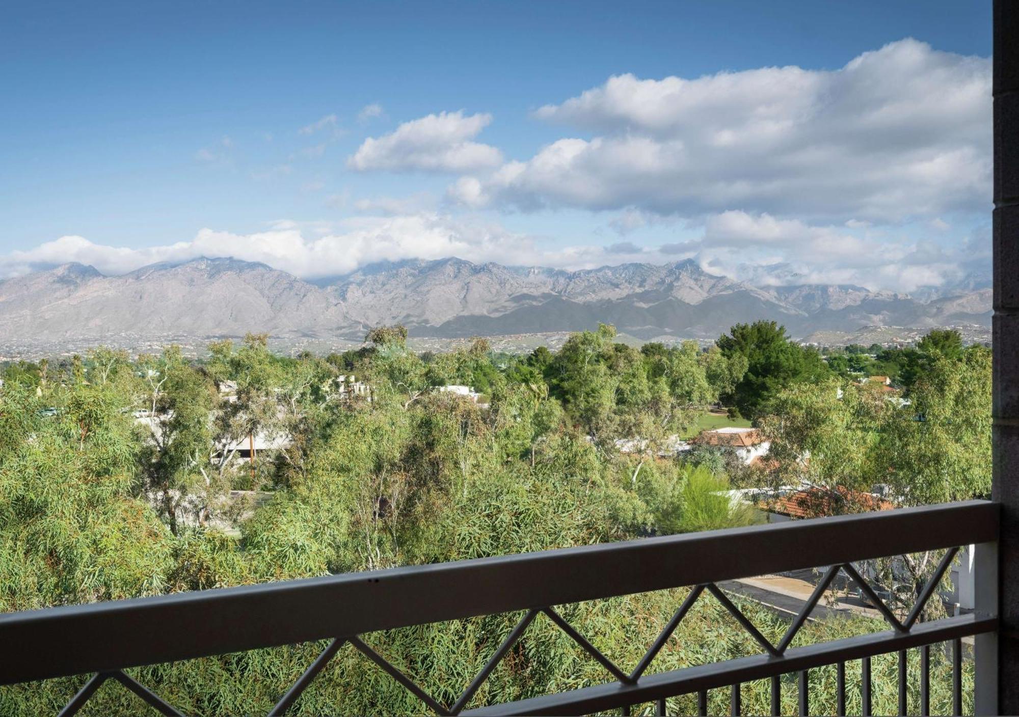 Embassy Suites By Hilton Tucson East Esterno foto