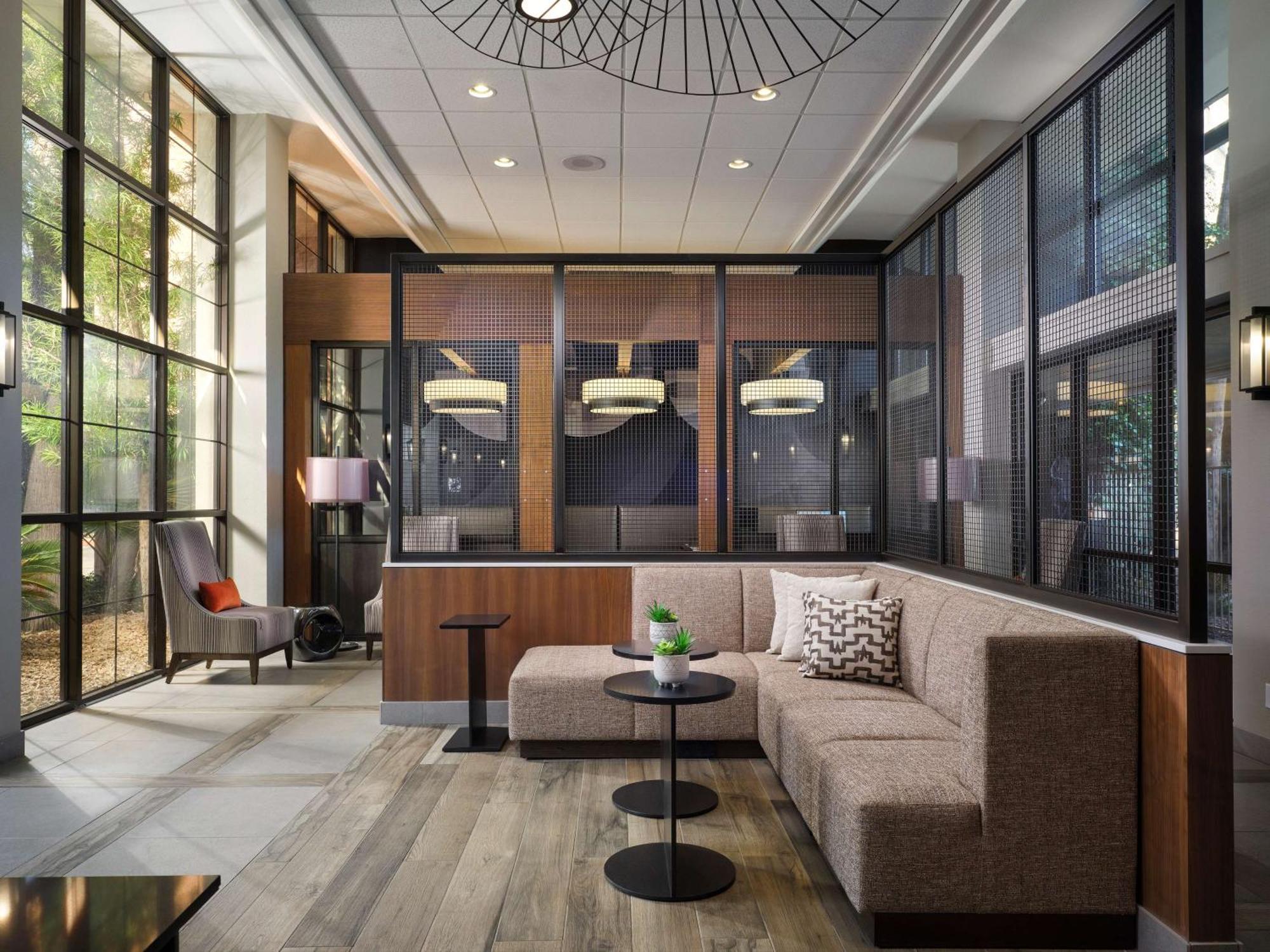 Embassy Suites By Hilton Tucson East Esterno foto